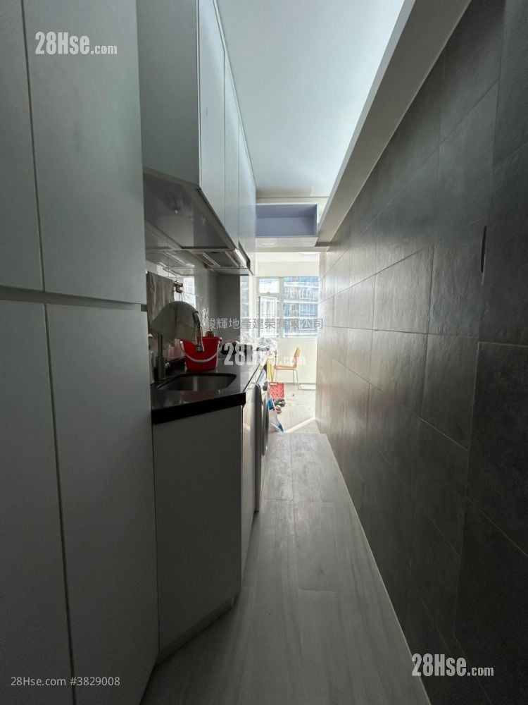 煒亨大廈 租盤 1 房 , 1 浴室 220 平方呎