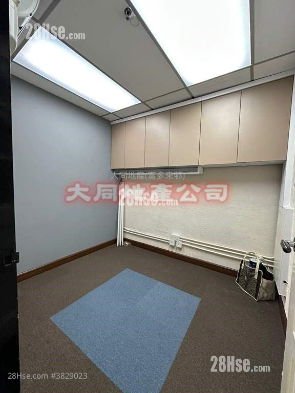 百新商业大厦 租盘 开放式间隔