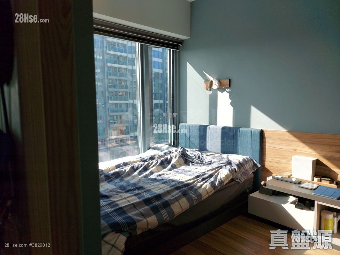 峻峦 售盘 2 房 , 1 浴室 520 平方尺