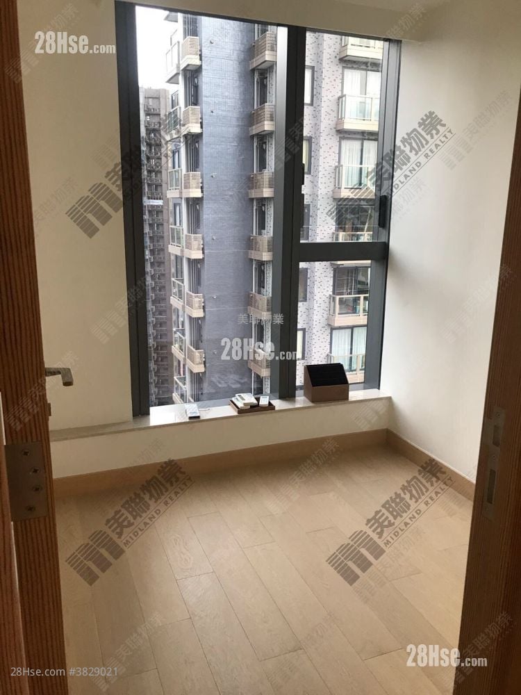 Victoria Skye Sell 3 Bedrooms , 1 Bathroom 635 ft²