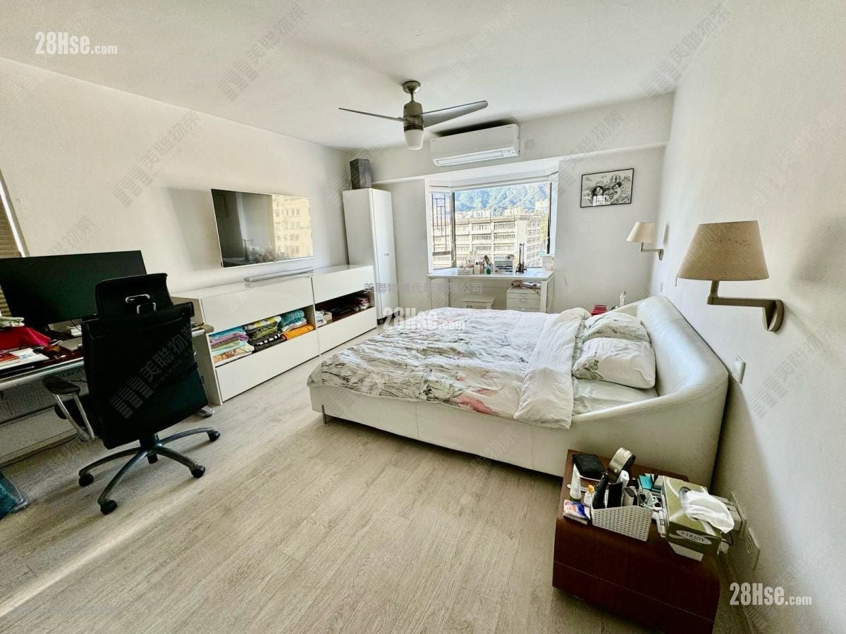 碧華花園 售盤 4 房 , 2 浴室 1,609 平方呎