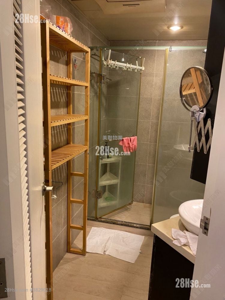 La Costa Sell 2 Bedrooms 516 ft²