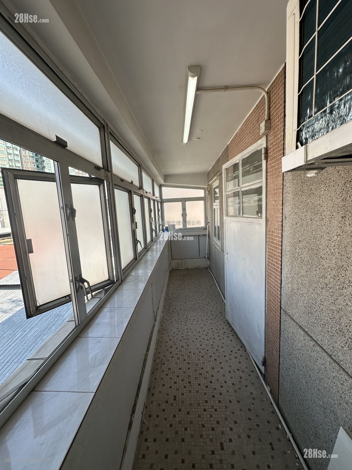 屯門新村 租盤 1 房 , 1 浴室 350 平方呎