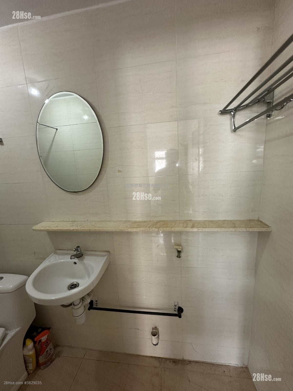 屯門新村 租盤 1 房 , 1 浴室 350 平方呎