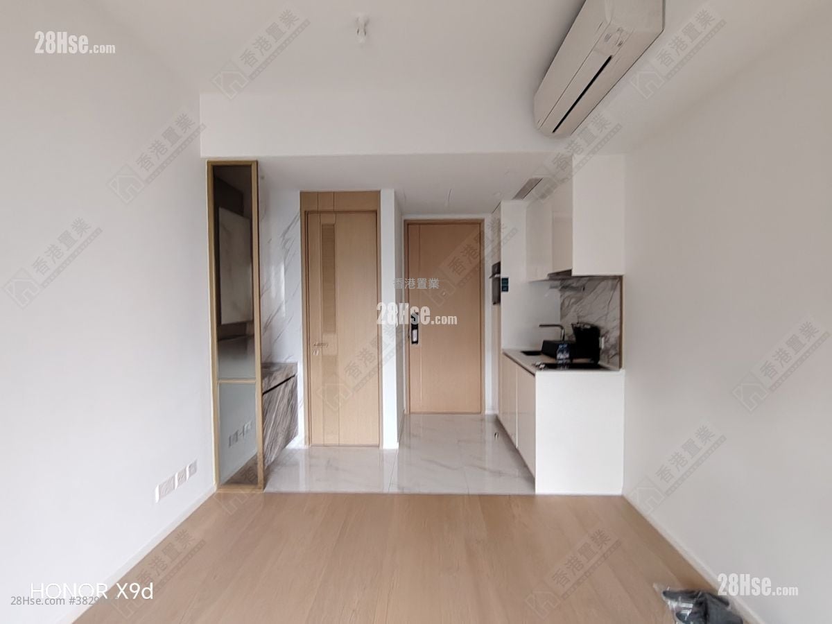 Double Coast Rental Studio , 1 Bathroom 265 ft²