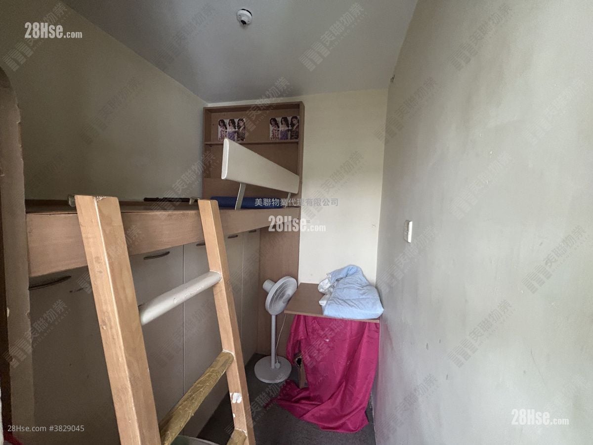 Beverly Villas Rental 3 Bedrooms , 2 Bathrooms 1,212 ft²