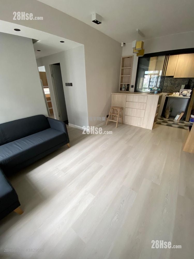 Elegance Gardens Sell 3 Bedrooms , 1 Bathroom 511 ft²