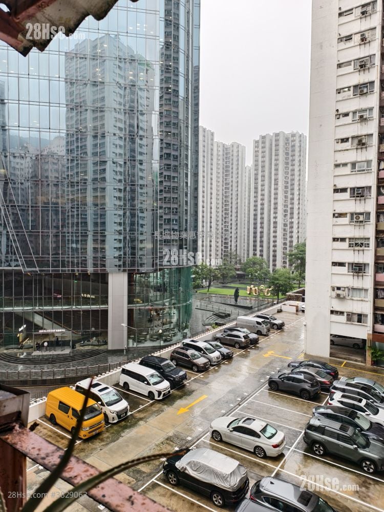 惠安苑 售盤 3 房 , 2 浴室 848 平方呎