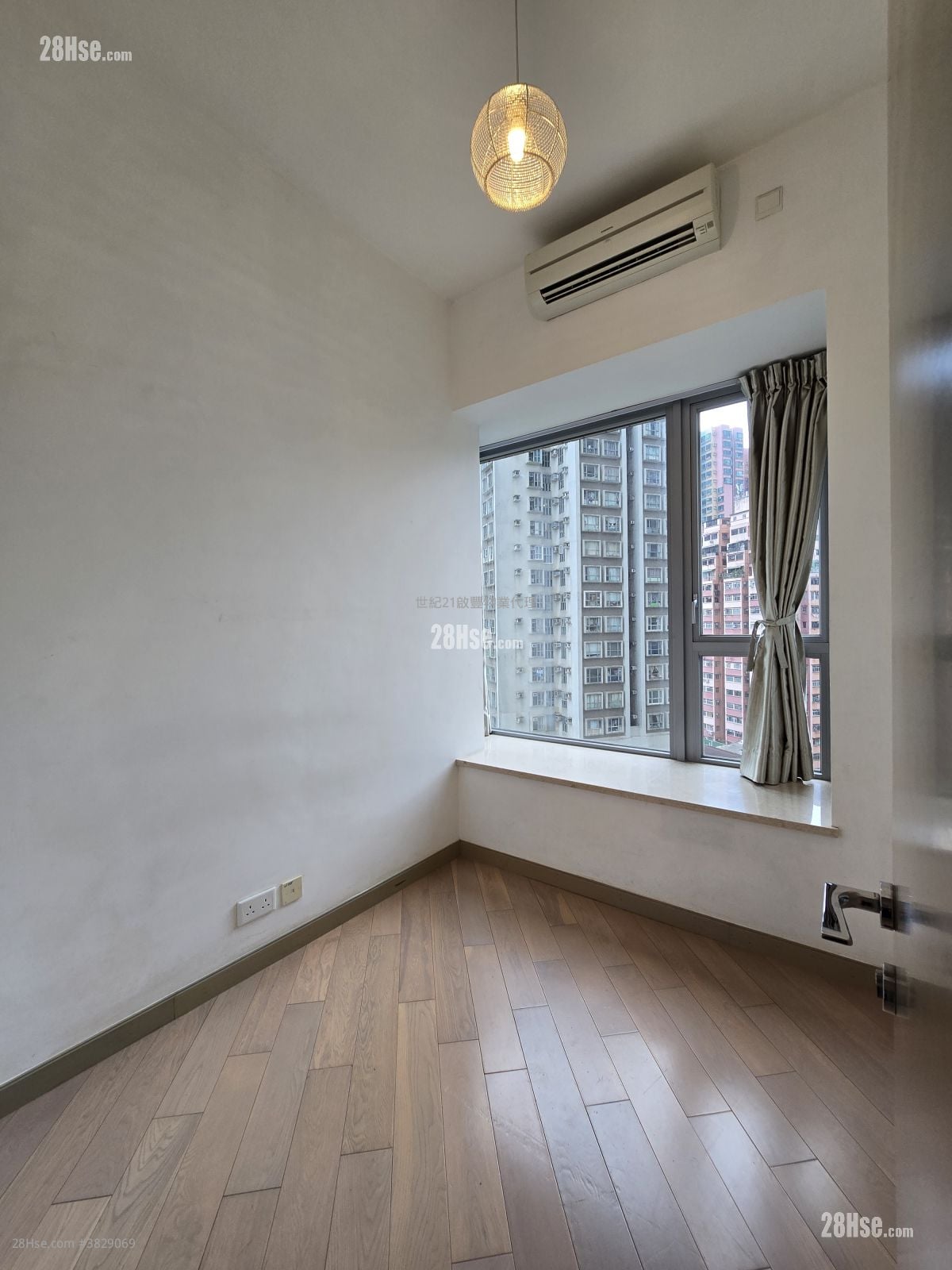 誉港湾 售盘 2 房 , 1 浴室 534 平方尺