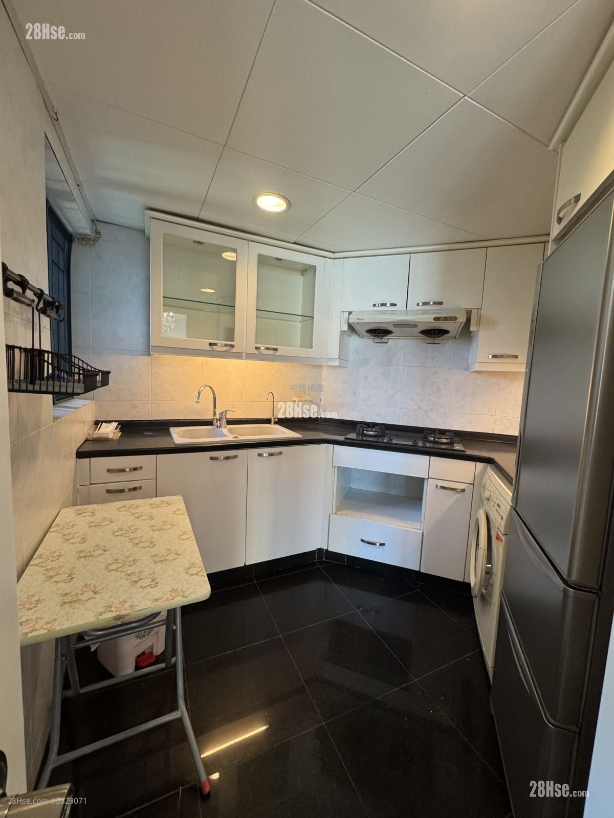 維港灣 租盤 3 房 , 2 浴室 911 平方呎