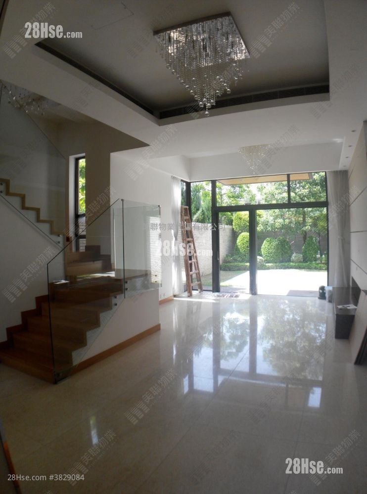 葡萄園 租盤 3 房 , 5+ 浴室 1,591 平方呎