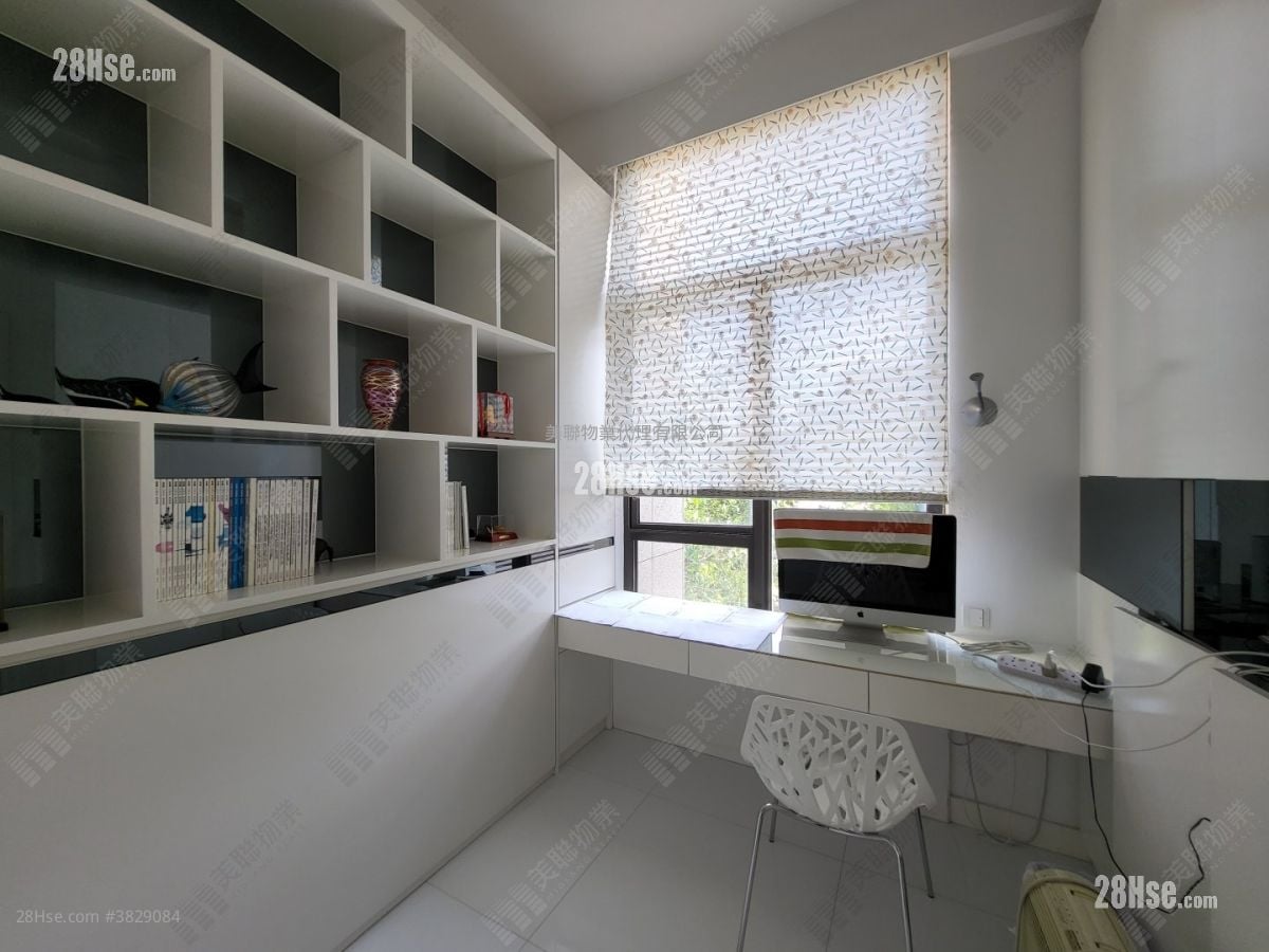 葡萄園 租盤 3 房 , 5+ 浴室 1,591 平方呎