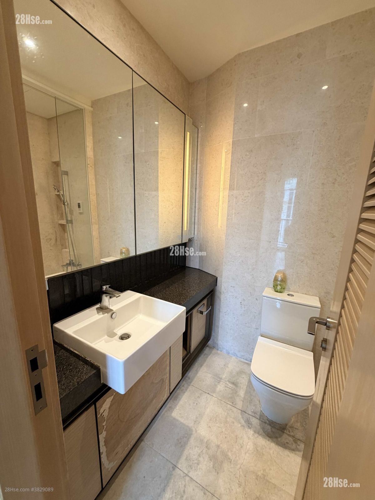 The Papillons Sell 2 Bedrooms 522 ft²