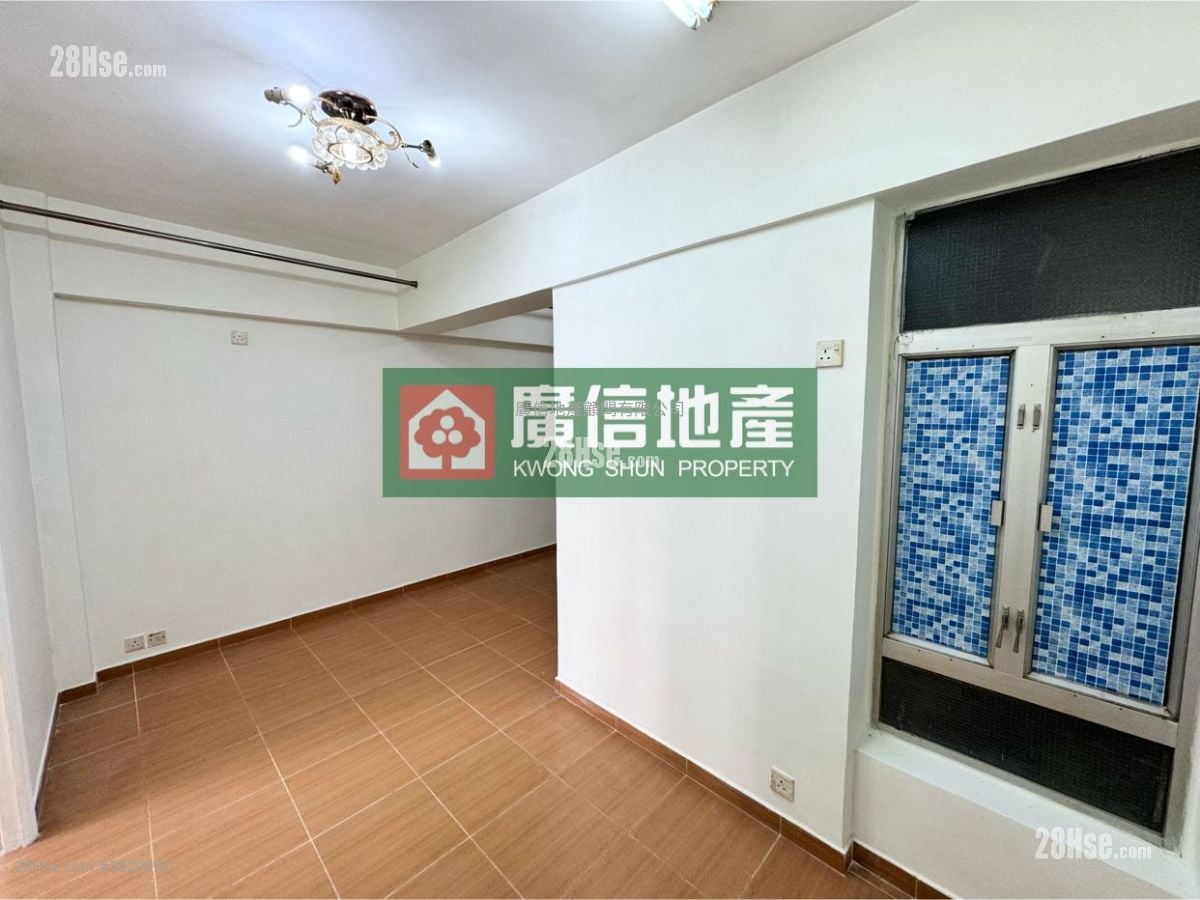 東南唐樓 租盤 2 房 , 1 浴室 353 平方呎