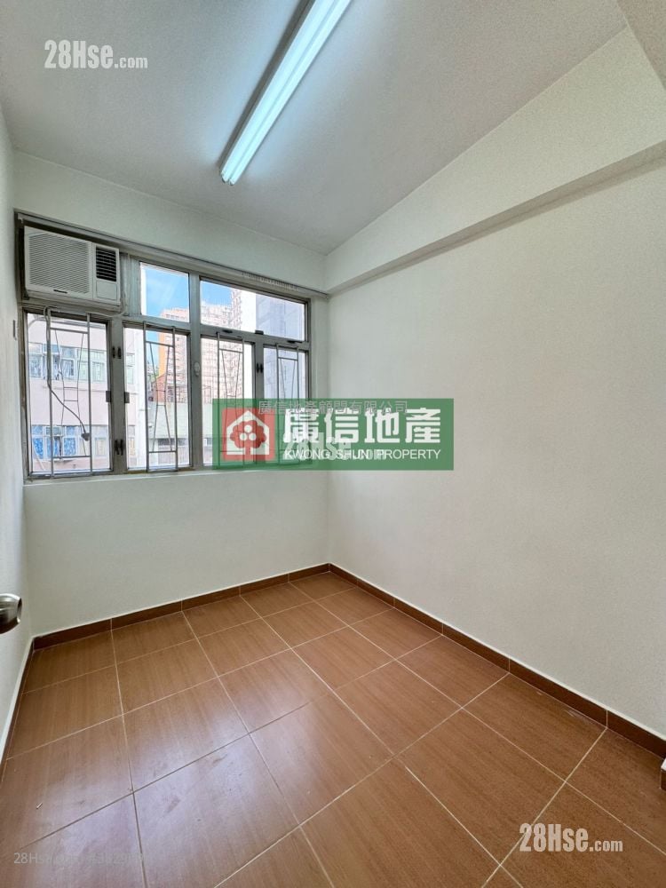 東南唐樓 租盤 2 房 , 1 浴室 353 平方呎