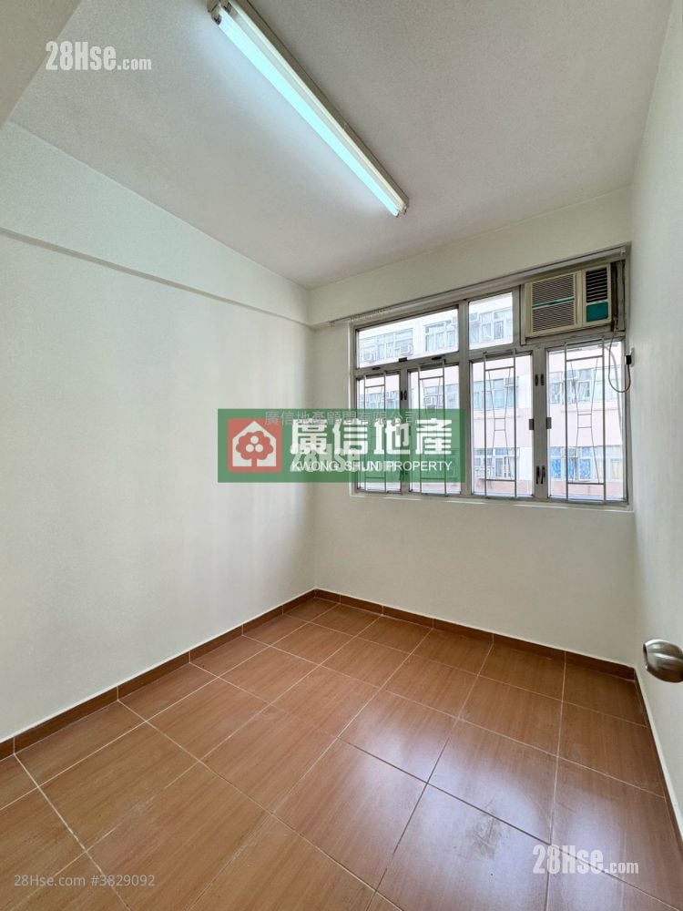 東南唐樓 租盤 2 房 , 1 浴室 353 平方呎