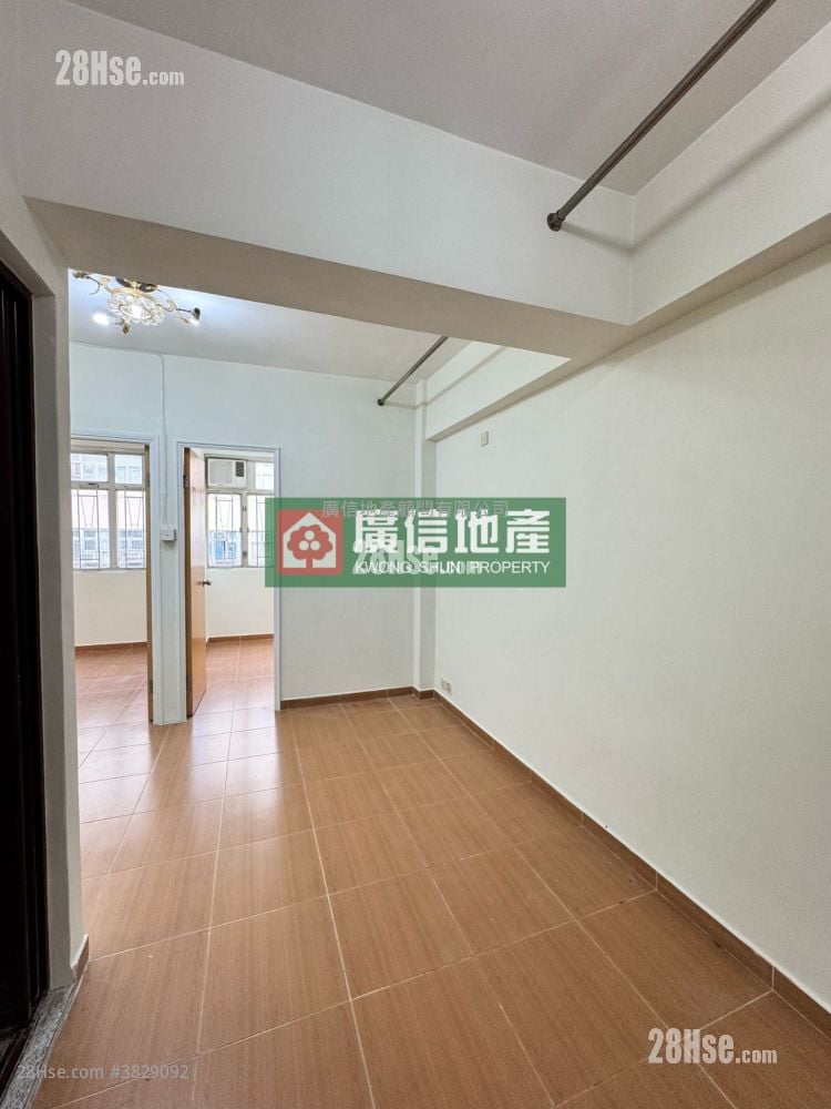 東南唐樓 租盤 2 房 , 1 浴室 353 平方呎