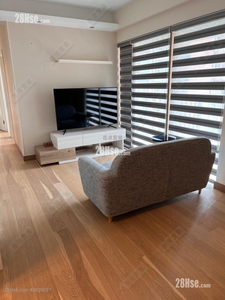 廳: 君匯港 售盤 3 房 , 1 浴室 541 平方呎