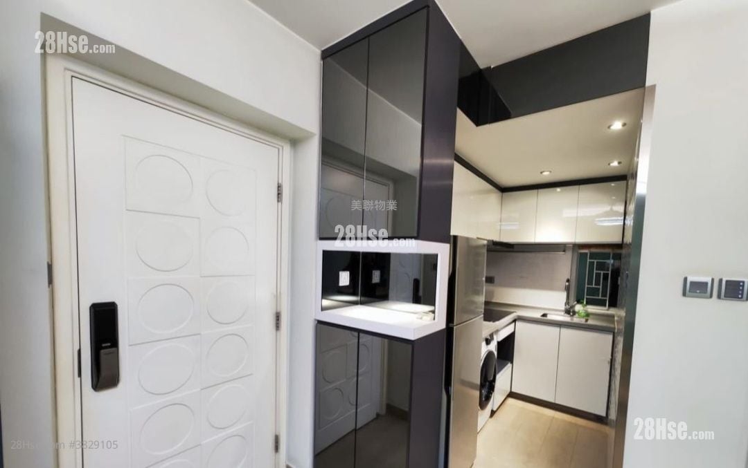 Tuen Mun Town Plaza Sell 2 Bedrooms 325 ft²