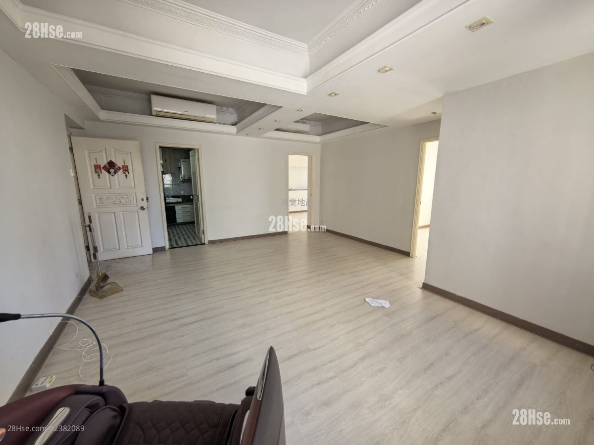 自由大廈 租盤 3 房 , 2 浴室 874 平方呎