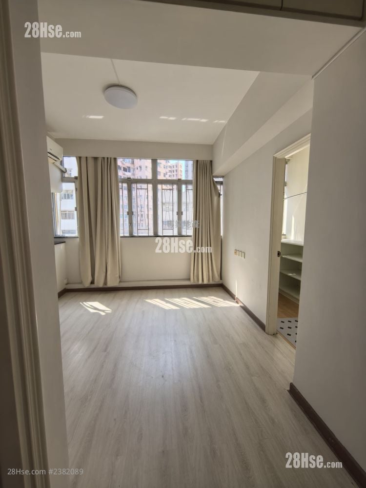 自由大廈 租盤 3 房 , 2 浴室 874 平方呎