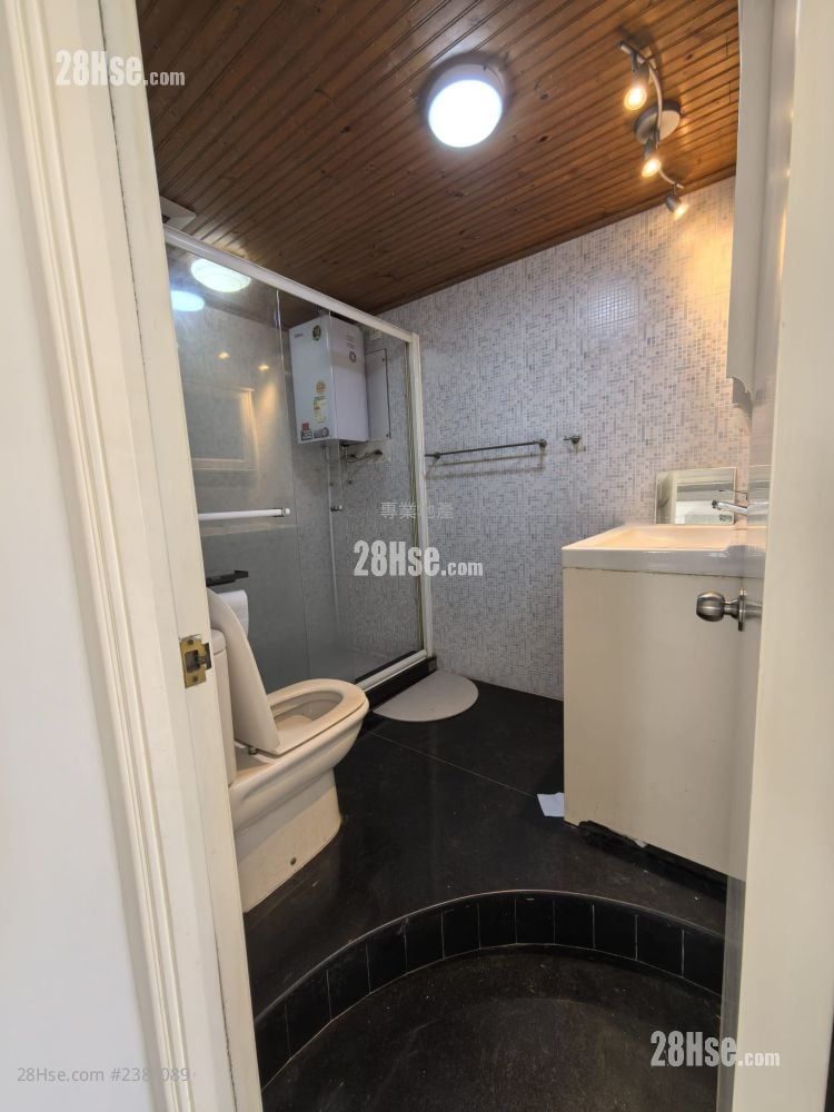 自由大廈 租盤 3 房 , 2 浴室 874 平方呎