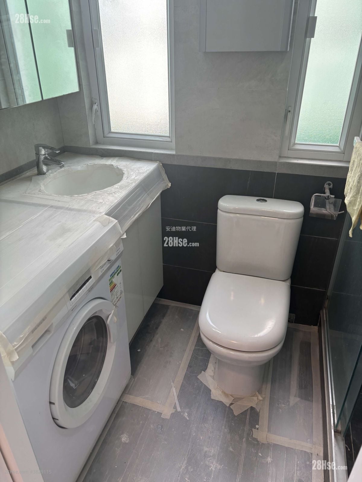 Kings Court Rental 1 Bedroom , 1 Bathroom 268 ft²