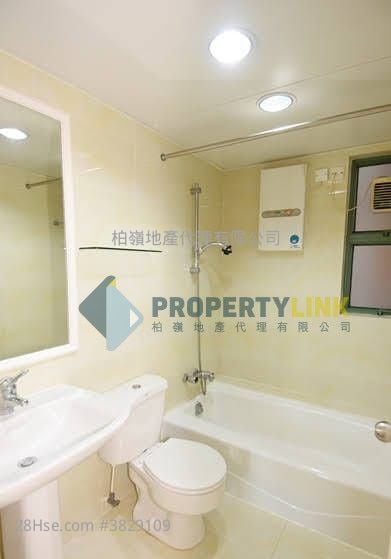 Robinson Place Sell 1,048 ft²