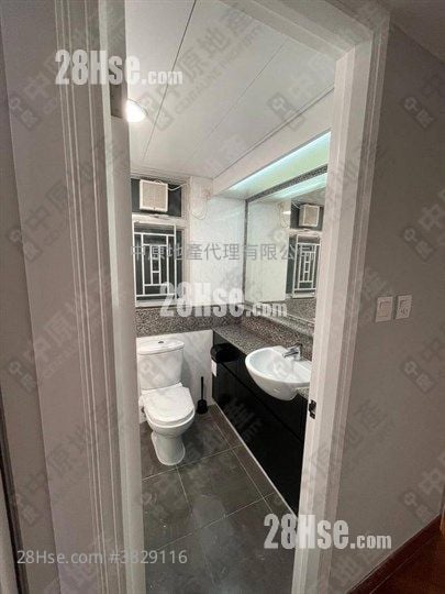 Summit Terrace Sell 2 Bedrooms , 1 Bathroom 424 ft²