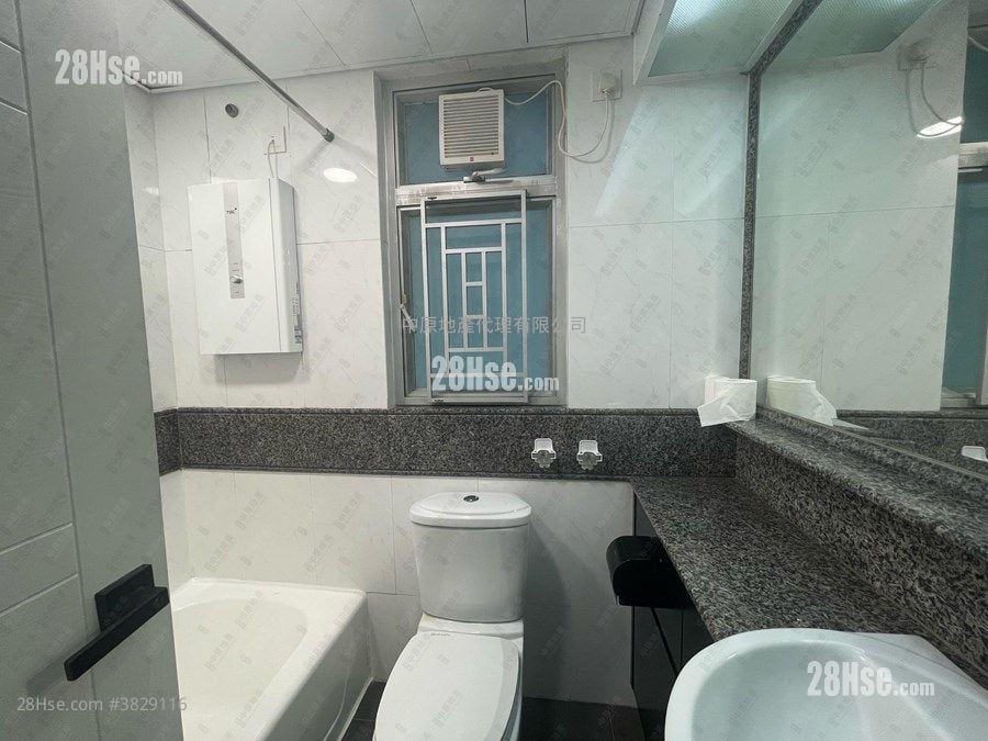 Summit Terrace Sell 2 Bedrooms , 1 Bathroom 424 ft²