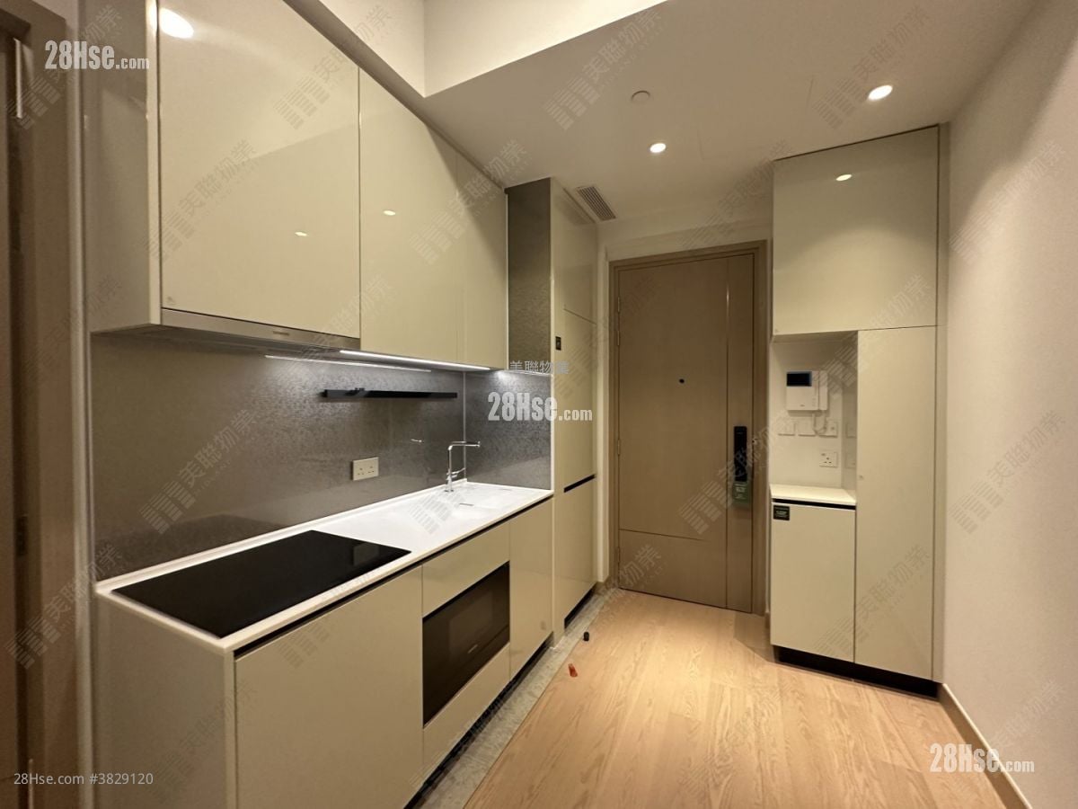 Park Seasons 租盘 1 房 , 1 浴室 322 平方尺