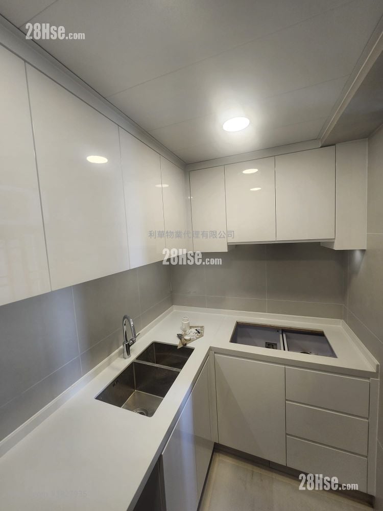 The Merton Rental 3 Bedrooms , 2 Bathrooms 663 ft²