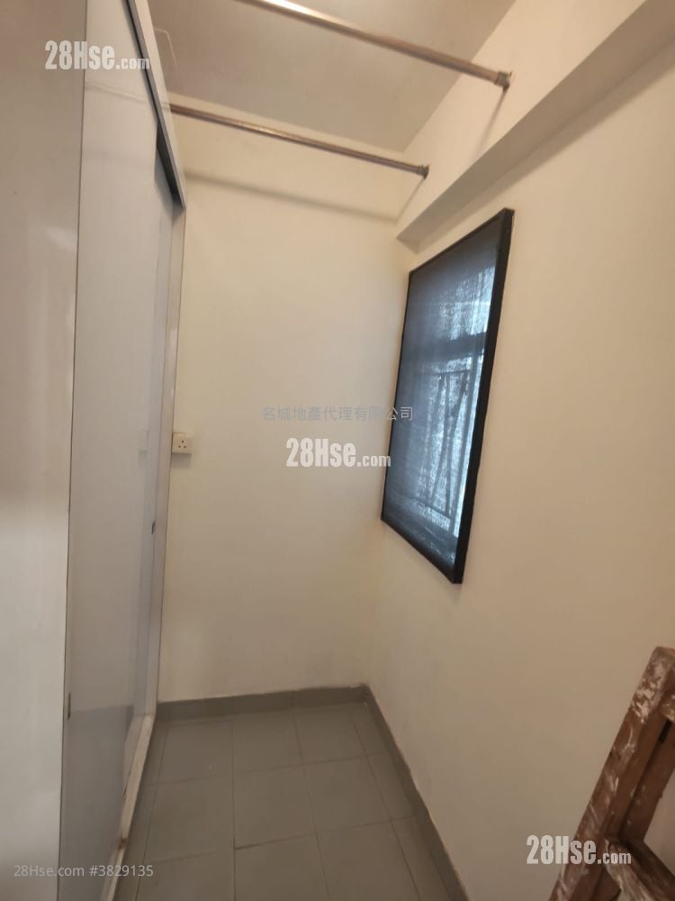 曉翠山莊 售盤 3 房 , 2 浴室 817 平方呎