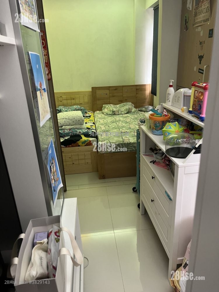 南華大廈 售盤 2 房 , 1 浴室 583 平方呎