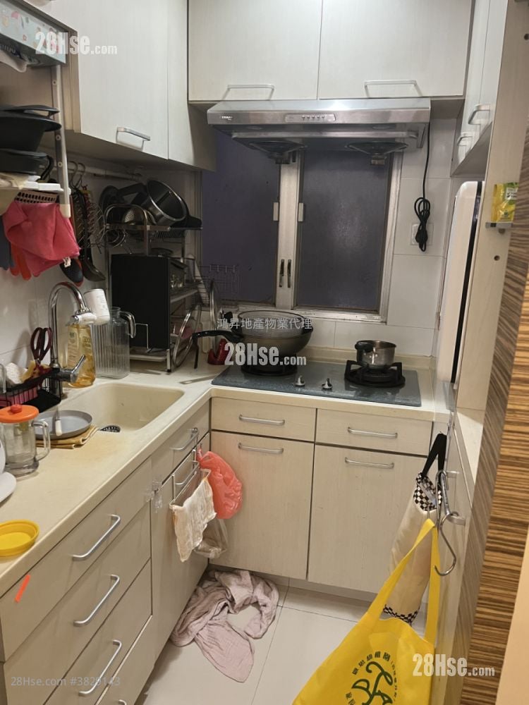 南華大廈 售盤 2 房 , 1 浴室 583 平方呎