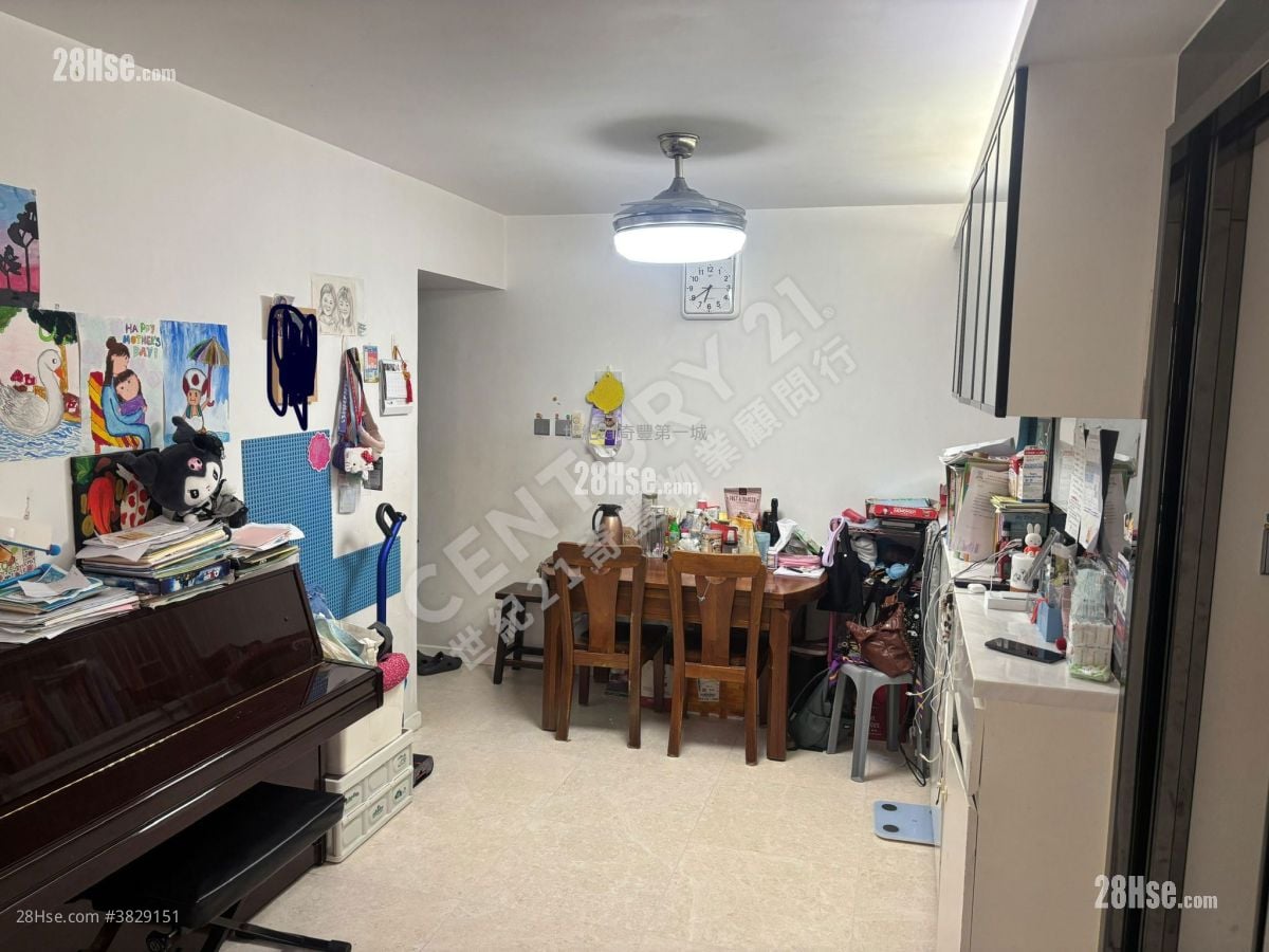 愉翠苑 售盤 3 房 , 2 浴室 663 平方呎