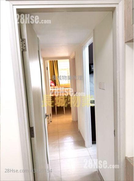 Eightland Gardens Sell 2 Bedrooms , 1 Bathroom 438 ft²