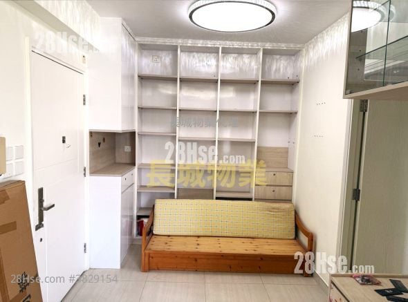 Eightland Gardens Sell 2 Bedrooms , 1 Bathroom 438 ft²
