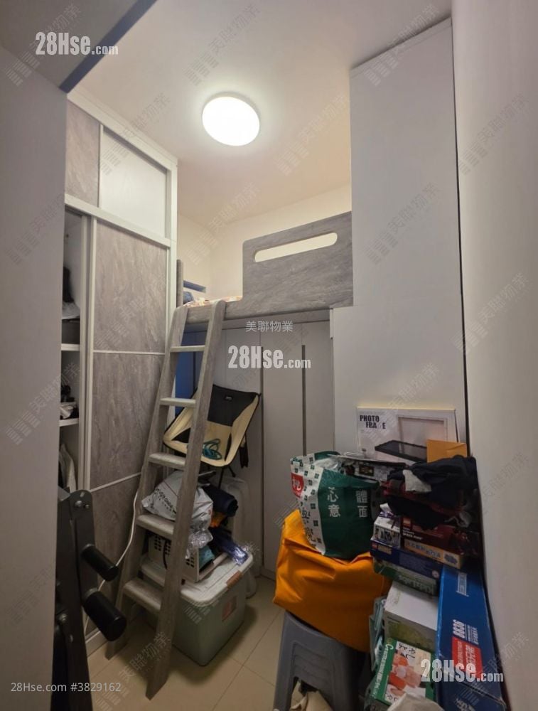 Indihome Sell 3 Bedrooms , 2 Bathrooms 538 ft²