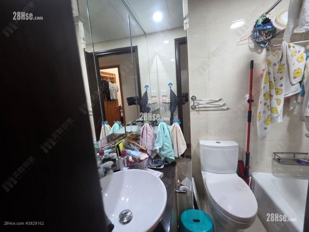 Indihome Sell 3 Bedrooms , 2 Bathrooms 538 ft²