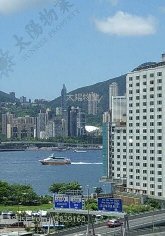 Harbour Place Sell 2 Bedrooms 481 ft²