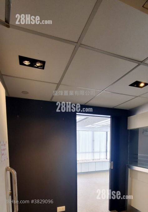 中国联合银行大厦 售盘 2 厕所 1,060 平方尺