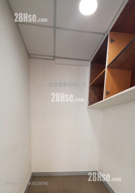 中国联合银行大厦 售盘 2 厕所 1,060 平方尺