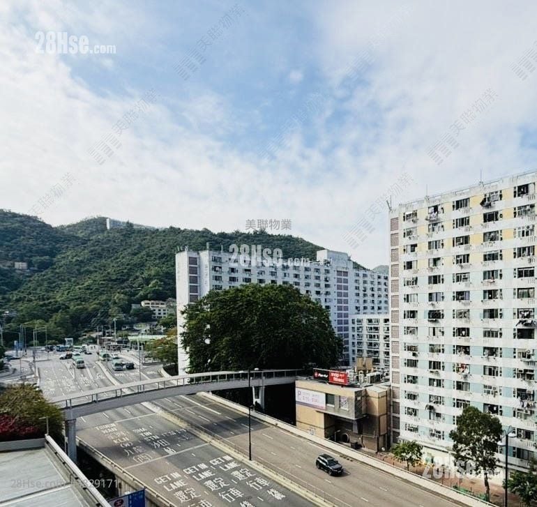 Lucky Plaza Sell 1 Bedroom 326 ft²