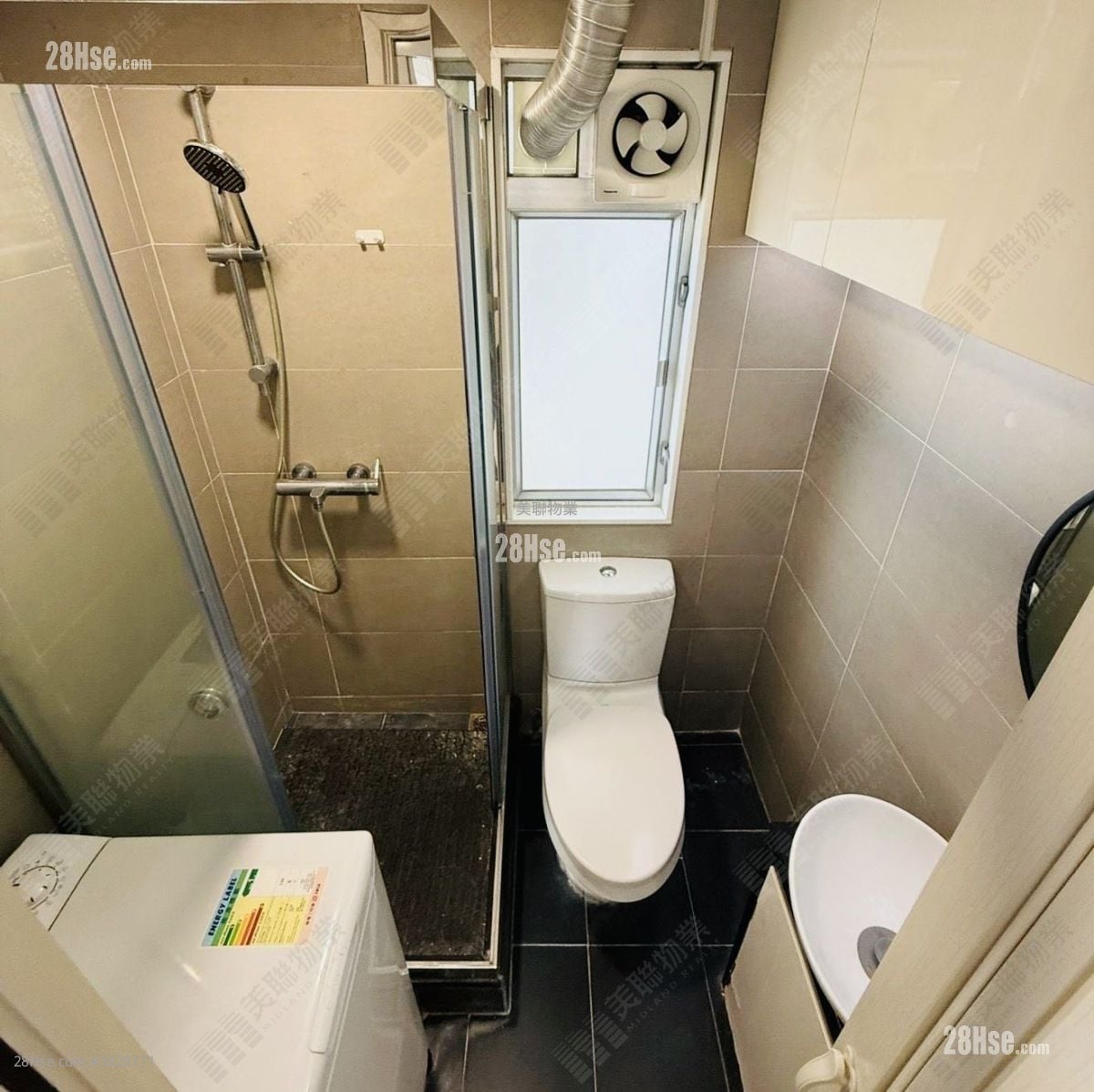 Lucky Plaza Sell 1 Bedroom 326 ft²