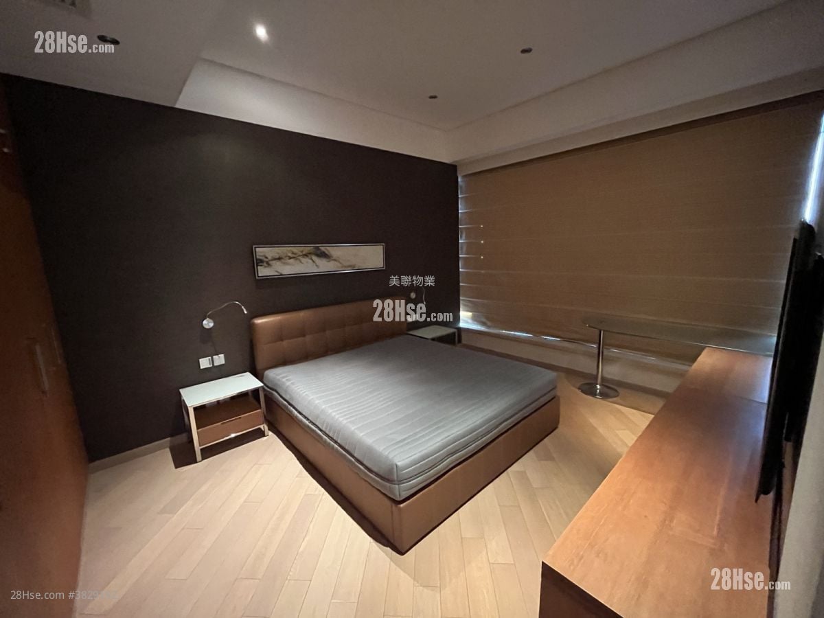 The Cullinan Sell 4 Bedrooms , 3 Bathrooms 1,279 ft²