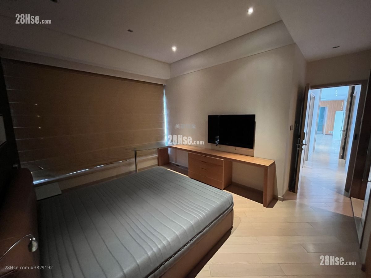 The Cullinan Sell 4 Bedrooms , 3 Bathrooms 1,279 ft²