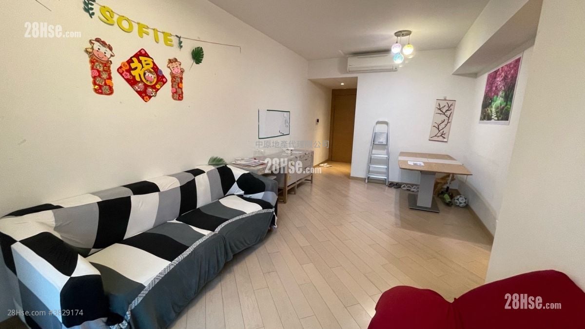 峻巒 售盤 3 房 , 2 浴室 827 平方呎