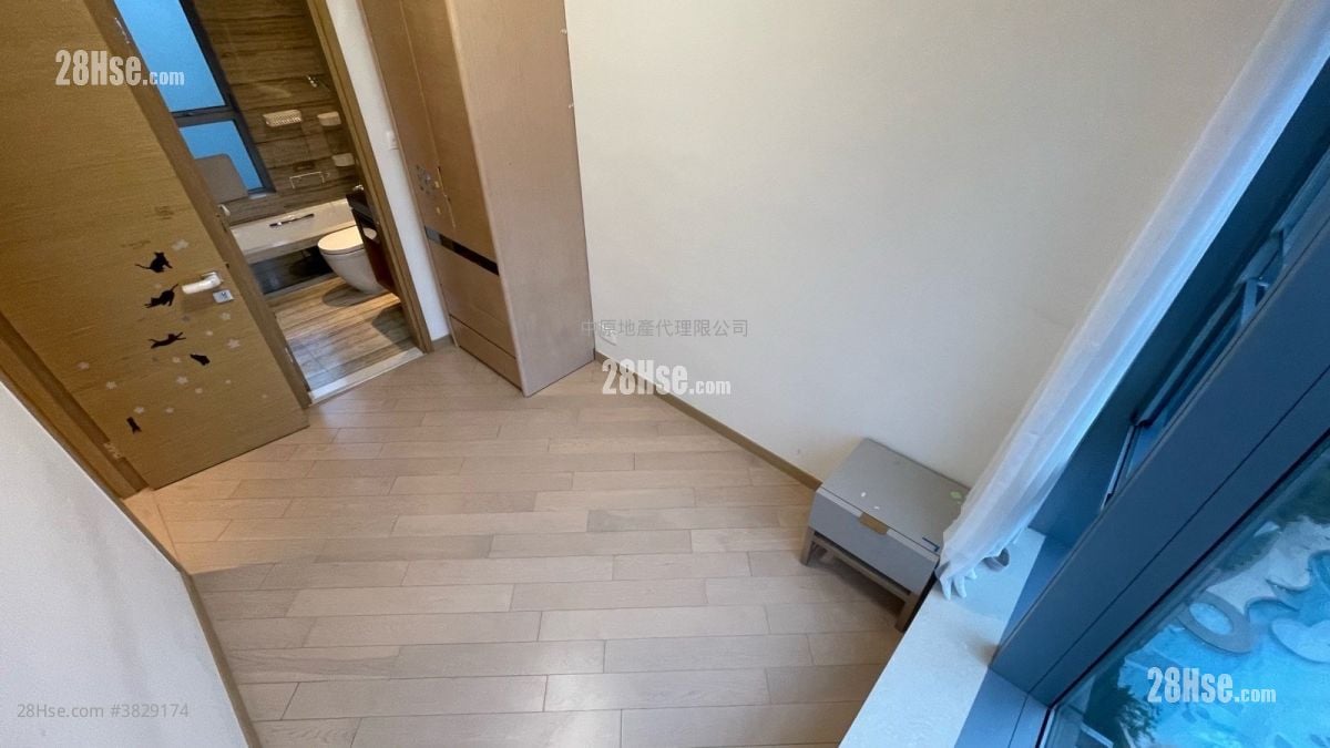 峻巒 售盤 3 房 , 2 浴室 827 平方呎