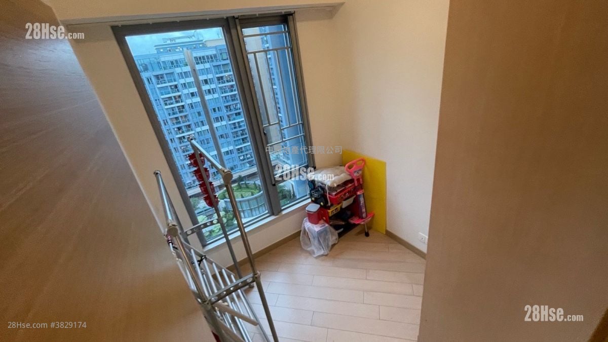 峻巒 售盤 3 房 , 2 浴室 827 平方呎